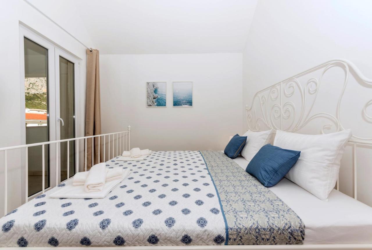 Vista Mare Apartment - 3 Bedroom, Sea View Makarska Esterno foto
